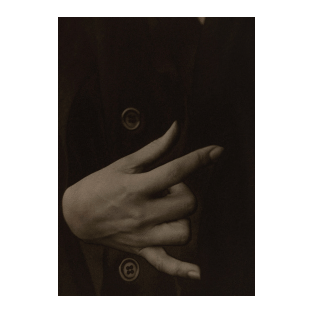 Alfred Stieglitz: "Georgia O'Keeffe - Hand" (1918)